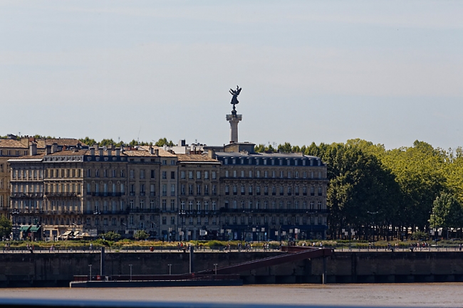 Pont de Pierre-041